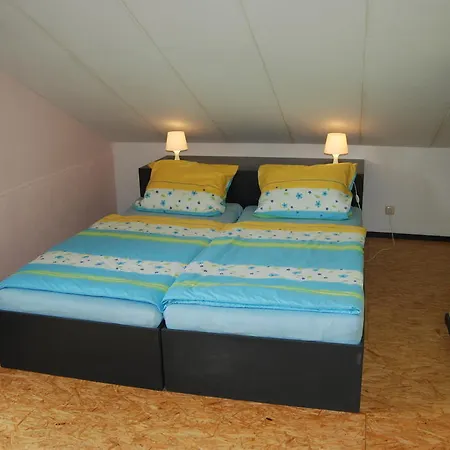 Гостевой дом Connies Art House 2*