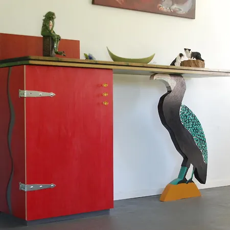 Connies Art House