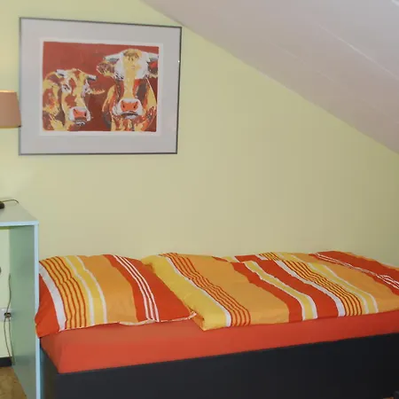 Гостевой дом Connies Art House 2*